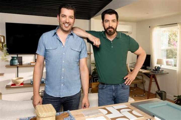 ___ Brothers (popular HGTV series)