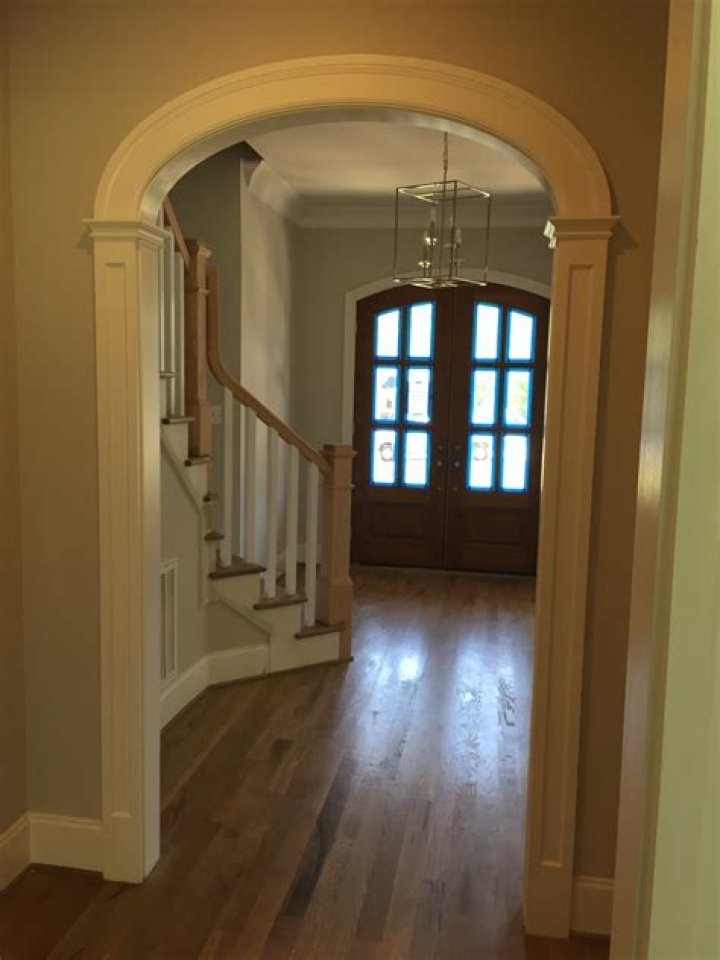 Curved structure over an entranceway