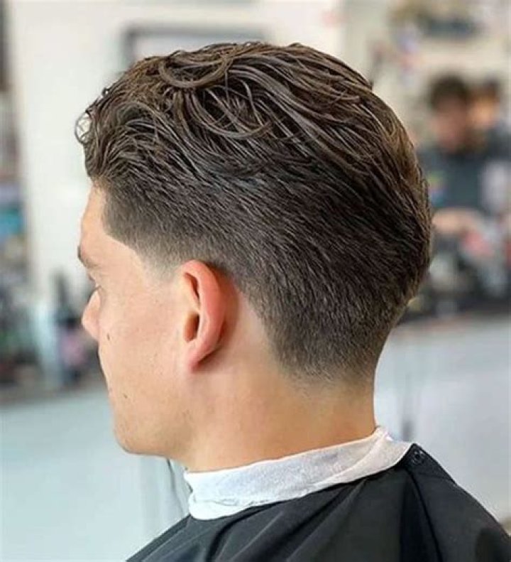 Haircut that's tapered on the sides