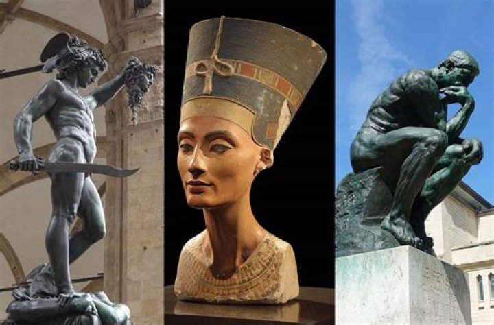 ___ museum (place with realistic-looking sculptures of famous people)