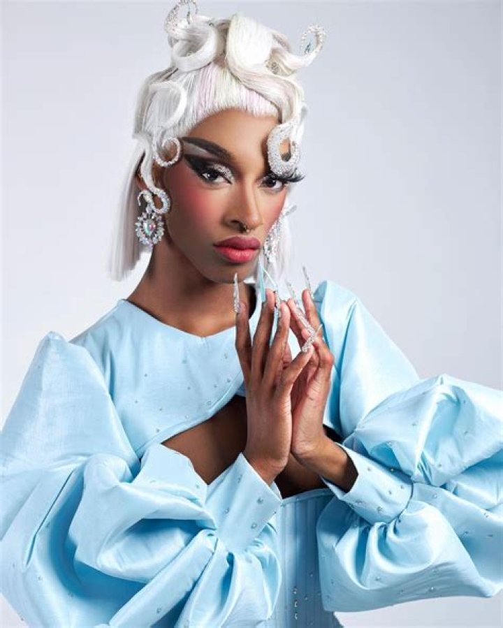Pop singer and fashion designer Stefani