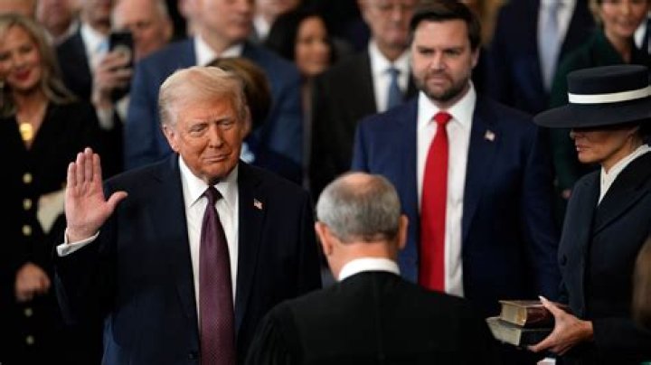 Reply at a swearing-in ceremony: 2 wds.