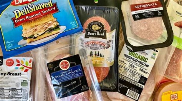 Store that sells sandwich meat