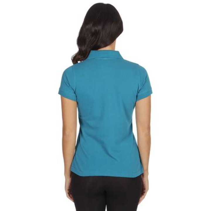 ___ Taylor (women's clothing brand with a LOFT division)