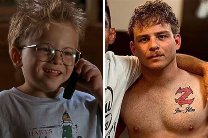 The Blues Brothers actor who played Ray Stantz in 29-Across: 2 wds.